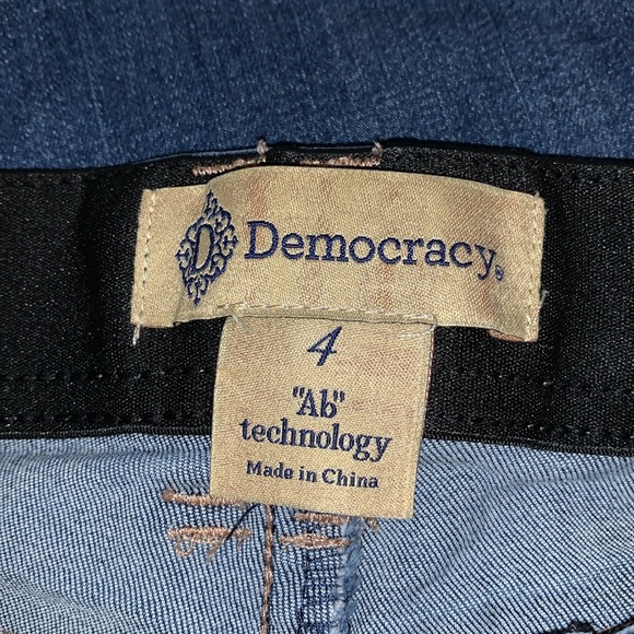 Democracy Jeans - Picture 3 of 7